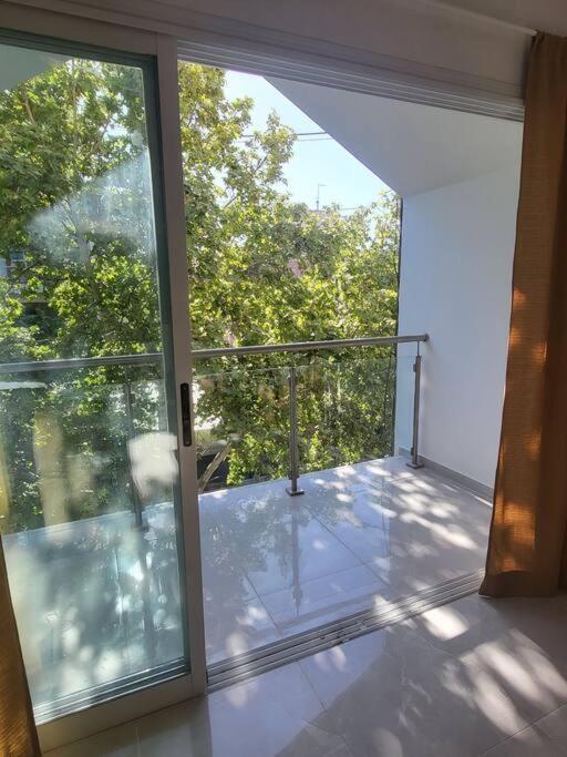 Amplio2/balcon Depto Centrico. Apartamento *